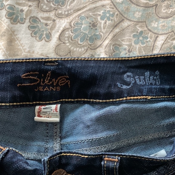 Jeans - Picture 4 of 4